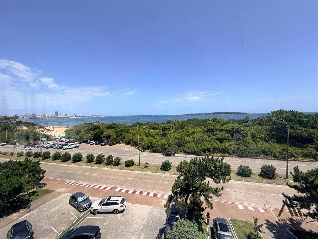 Apartamento en alquiler 2 dormitorios c/ cochera en Play...