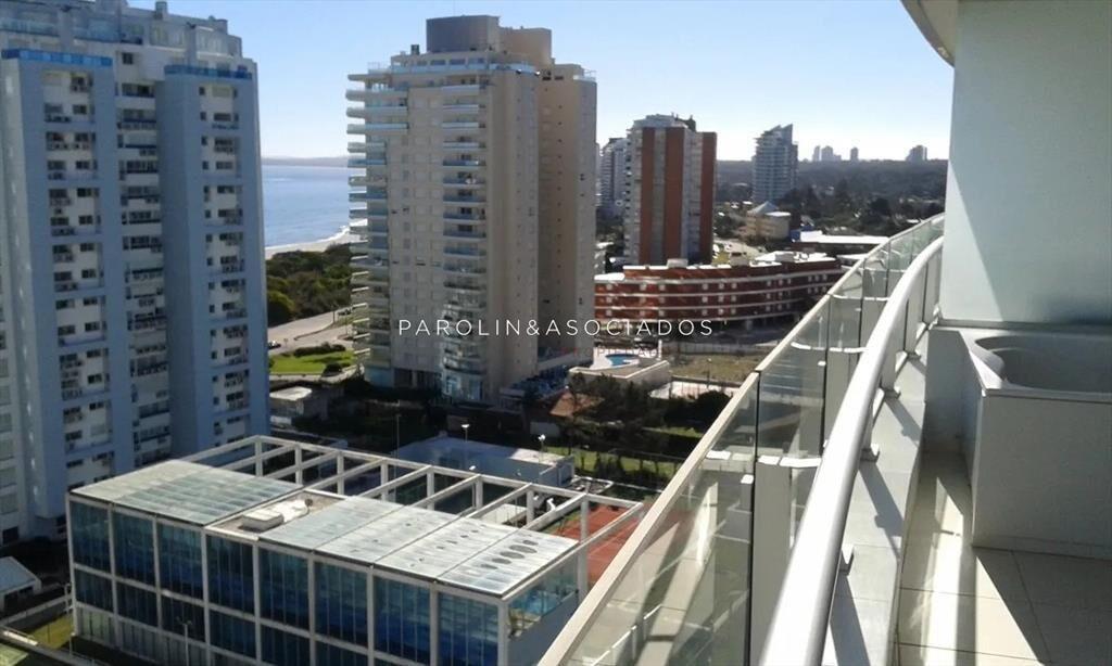 Apartamento en venta de 2 dormitorios en Season