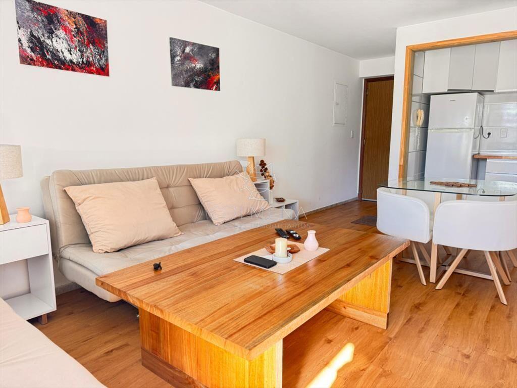 APARTAMENTO EN PLENA PENINSULA CUENTA CON TERRAZA