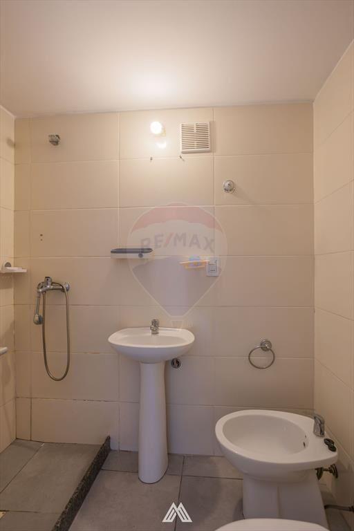 VENTA MONOAMBIENTE C/BALCON Y GARAJE LA BLANQUEADA