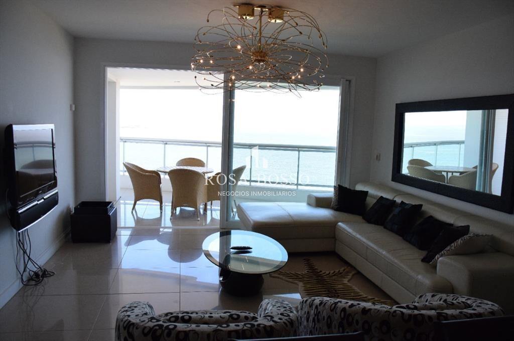 Apartamento en Mansa, 3 dormitorios *