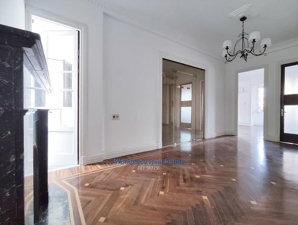 ALQUILER o VENTA - OFICINA - CENTRO FRENTE A INTENDENCIA -