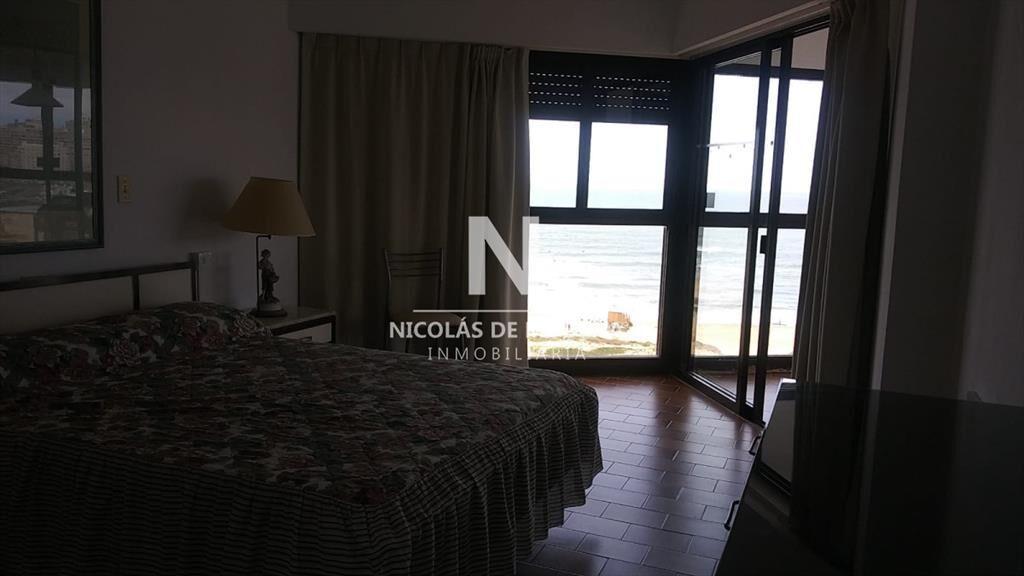 Apartamento en torre Cristal 3 Dormitorios