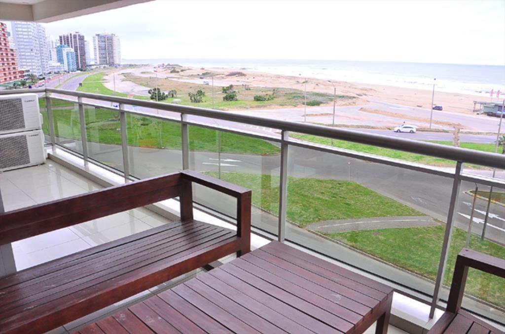 VENTA APARTAMENTO 4 DORMITORIO EDIFICIO IMPERIALE