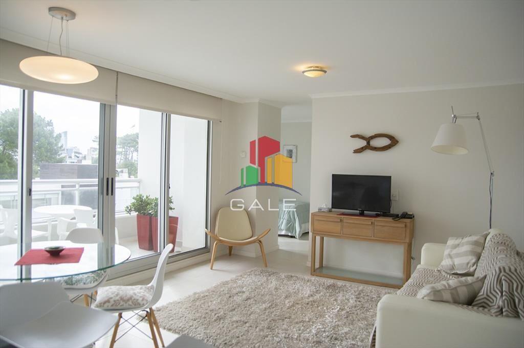 Departamento de 1 dormitorio y medio en venta en