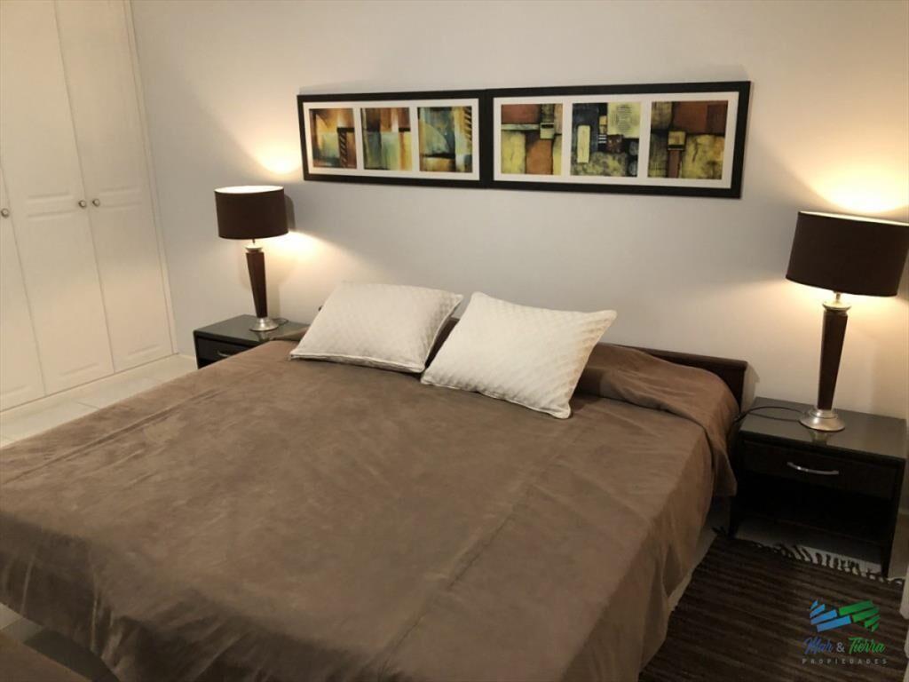 En venta.. piso intermedio, planta amplia muy en