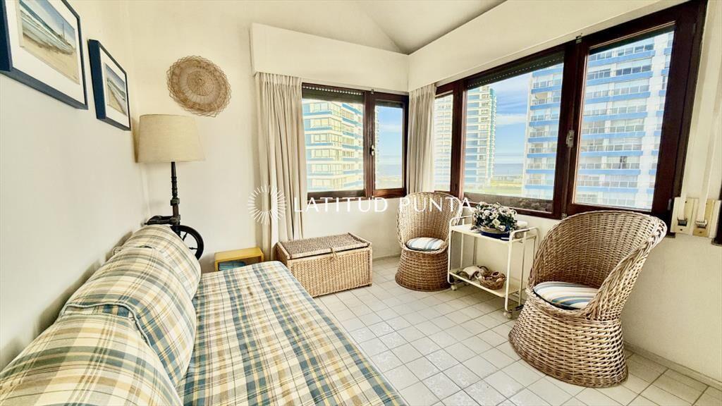 Apartamento 2 dormitorios frente a la playa