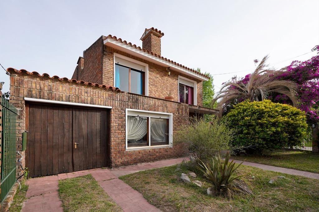 Venta Casa en Shangrilá Sur 4 dorm, Piscina