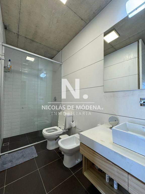 DUPLEX DE TRES PLANTAS CON VISTA AL MAR EN MONTOYA