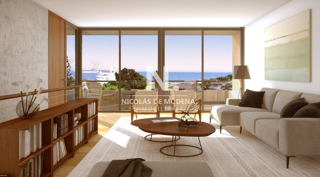 Se vende casa de 4 dormitorios en Punta del Este.