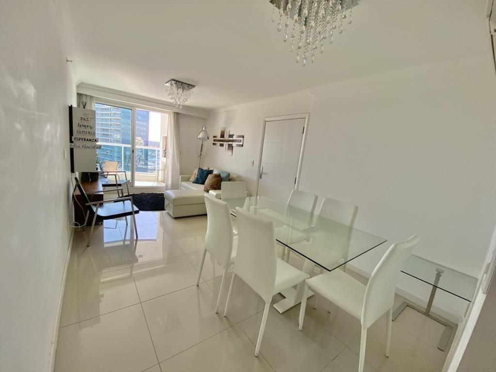VENTA APARTAMENTO 2 DORMITORIOS EN SUITE EN TOWER