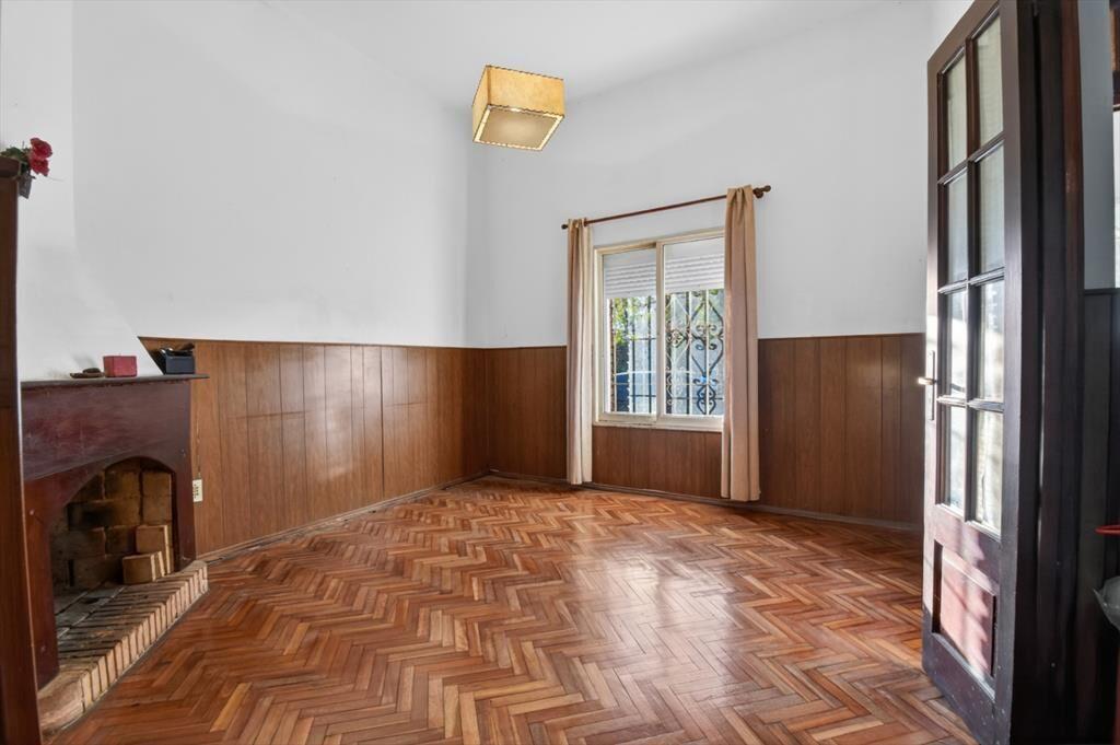 Casa en venta c/ cochera en Buceo