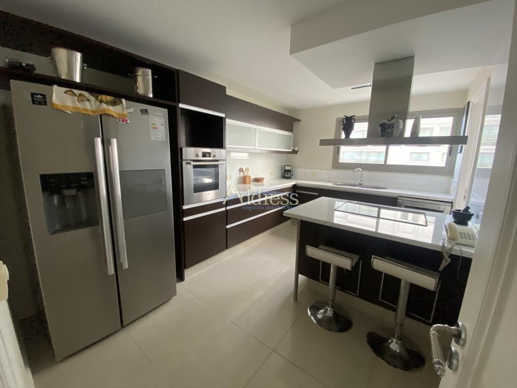 Apartamento en Punta del Este, Brava