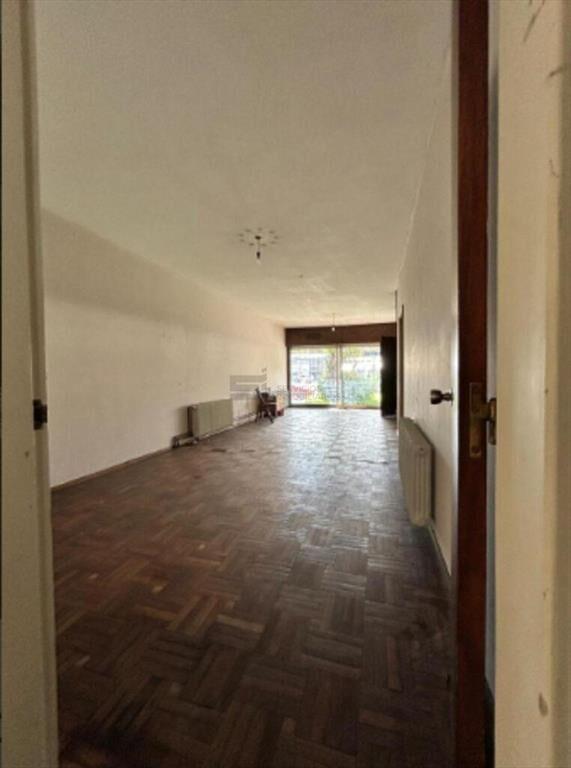 Casa en venta, gran terreno, piscina, barbacoa, frente al m