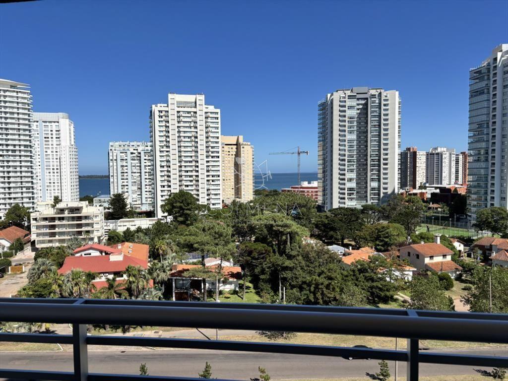 Alexander Boulevard