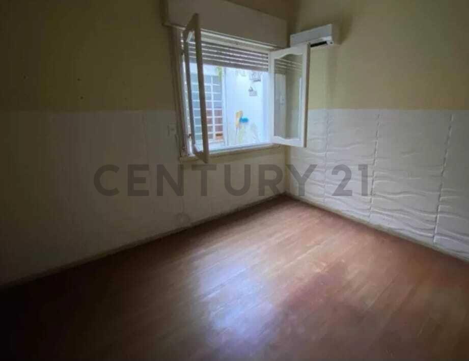 Venta/Aguada/PH/Planta Baja/2Dormitorios/Al Frente/Cocher...