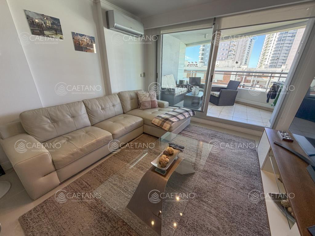 Departamento de 3 dormitorios en venta en Forest