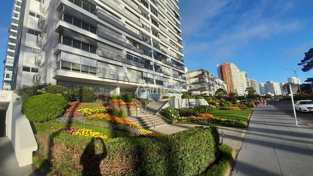 PUNTA DEL ESTE MANSA PARADA 7 EXCELENTE PROPIEDAD