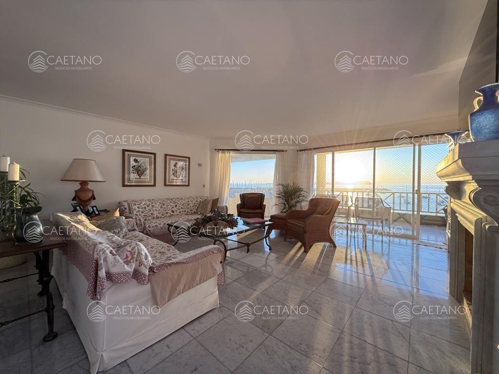 Apartamento Penthouse en Peninsula, 4 dormitorios