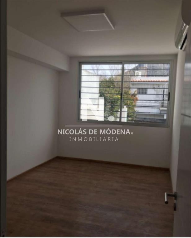 Se vende Local con Renta en Pocitos