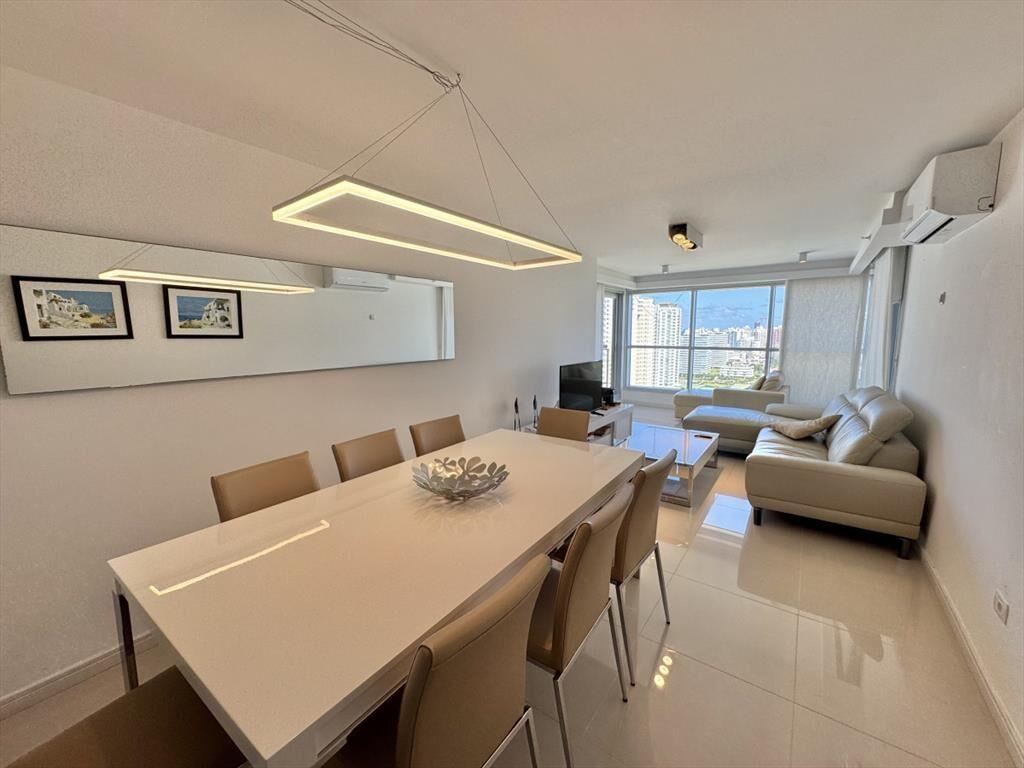 VENTA APARTAMENTO 2 DORMITORIOS + DEPENDENCIA