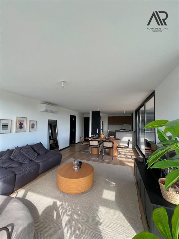 Apartamento Penthouse 3 dormitorios en venta en Barra de...