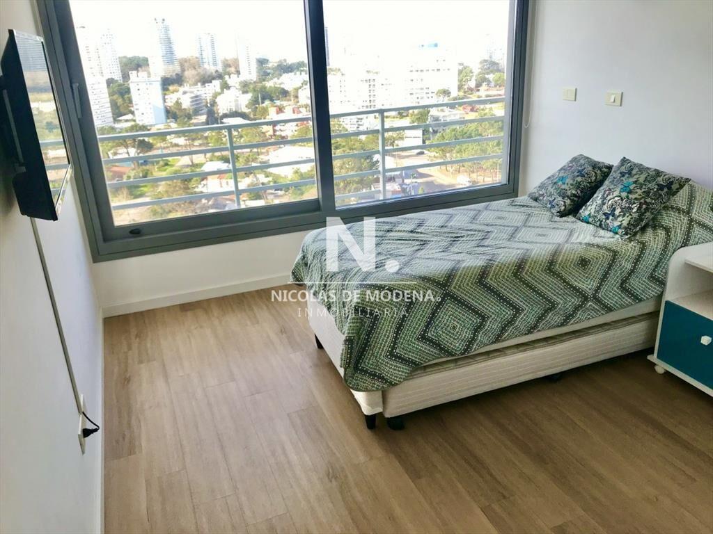 Venta de Apartamento 3 dormitorios en Playa Punta