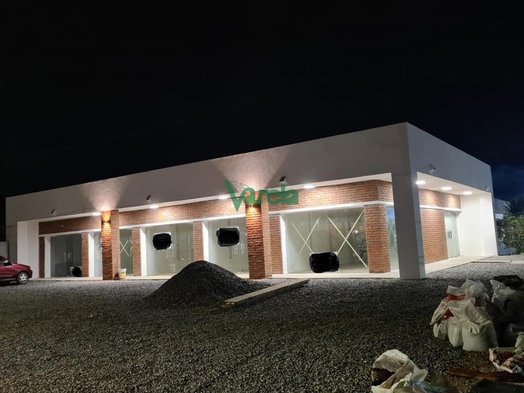 Alquiler de 1 Local Comercial en Shangrila al