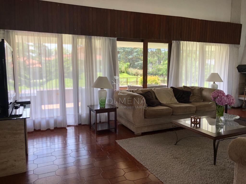 Villa in Punta del Este, house for sale in Punta del Este