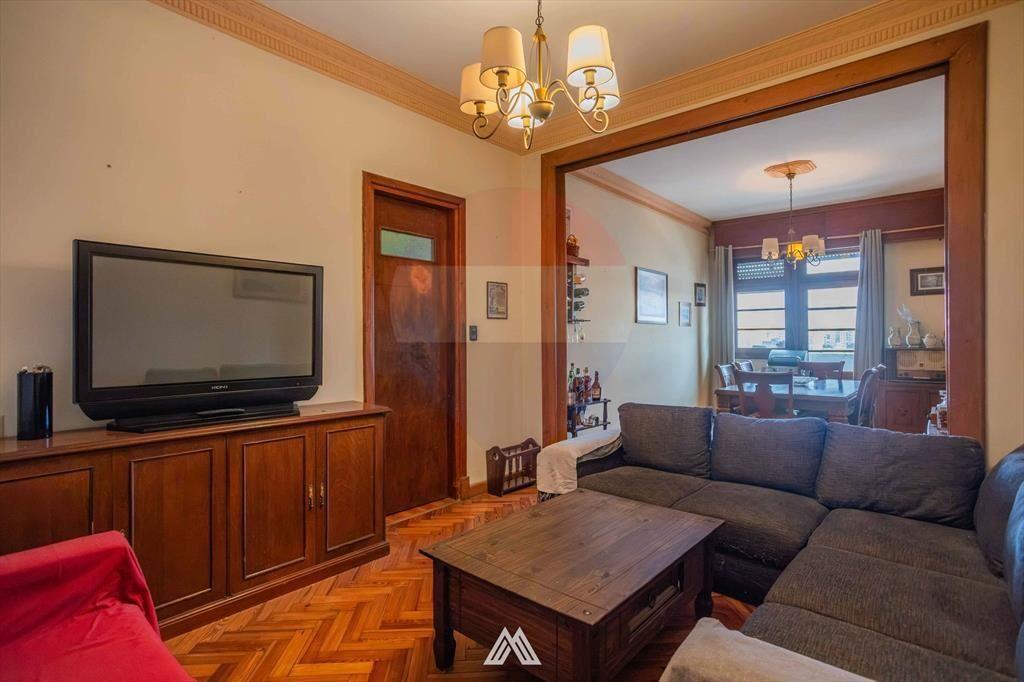 VENTA APARTAMENTO 3 DORMITORIOS AL FRENTE CORDON