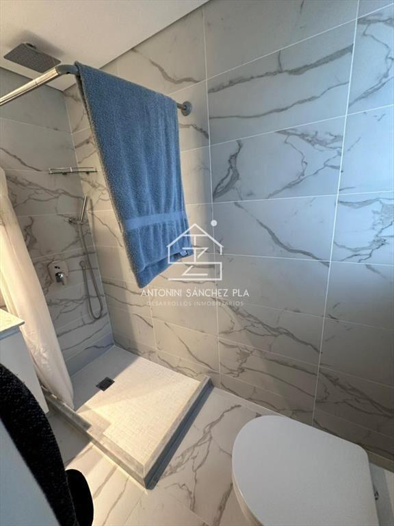 Poseidon esquinero de 3 Dormitorios en suite mas dependenci