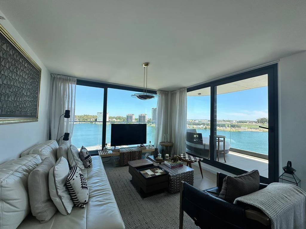 Venta Apartamento 3 Dormitorios 3 Baños Garaje Doble Carras