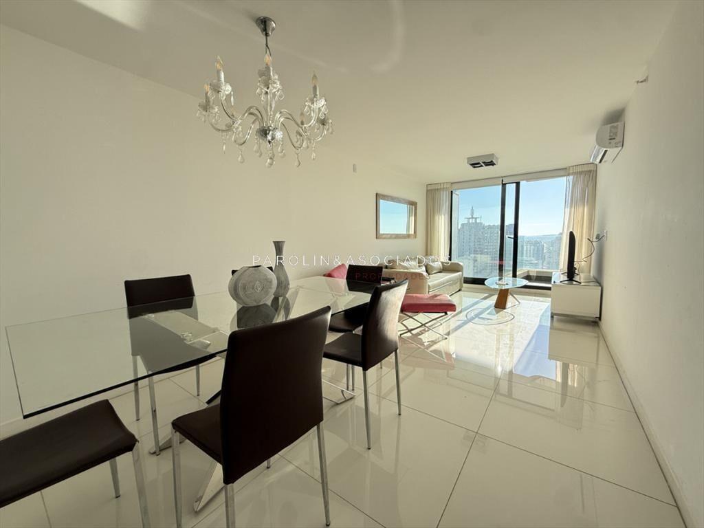 OPORTUNIDAD APARTAMENTO 2 DORMITORIOS EN TORRE DE