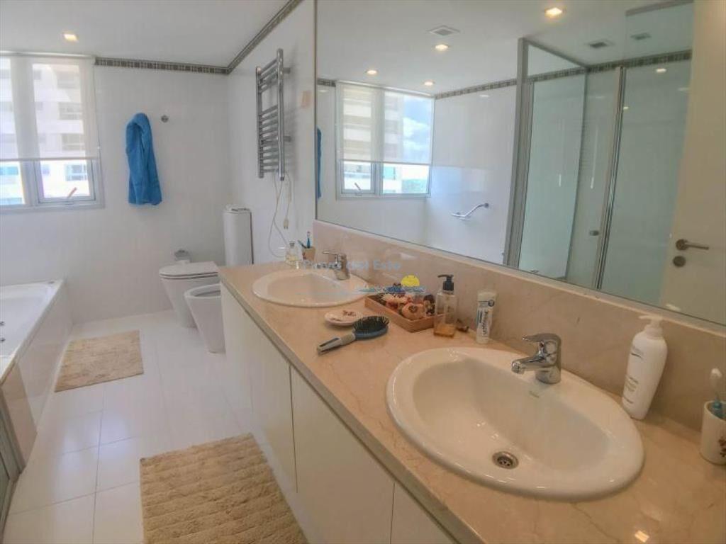 Apartamento en venta Playa Brava 3 dormitorios