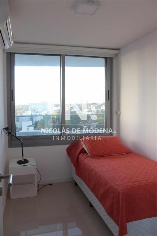 En venta apartamento de 2 dormitorios en Brava, Punta del E