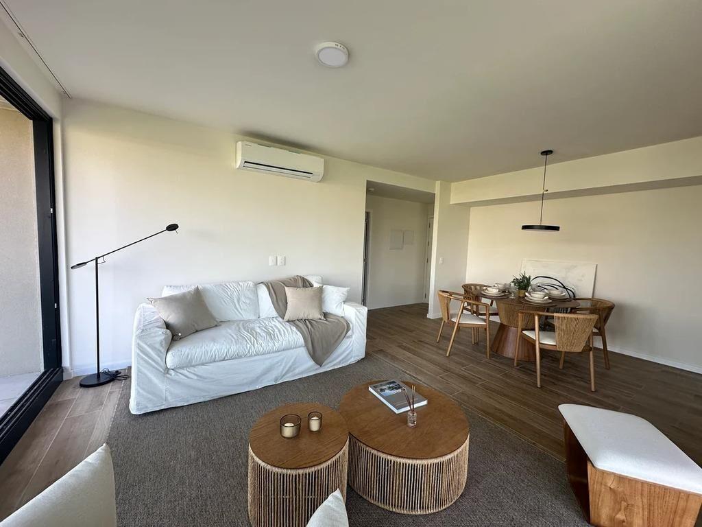 Venta Apartamento 2 Dormitorios 2 Baños Barrio Parques Carra