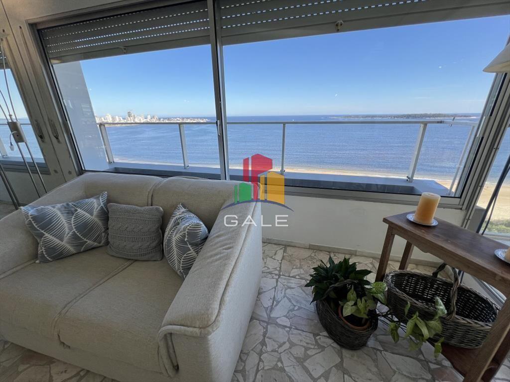 Retasado. Espectacular apartamento en venta en