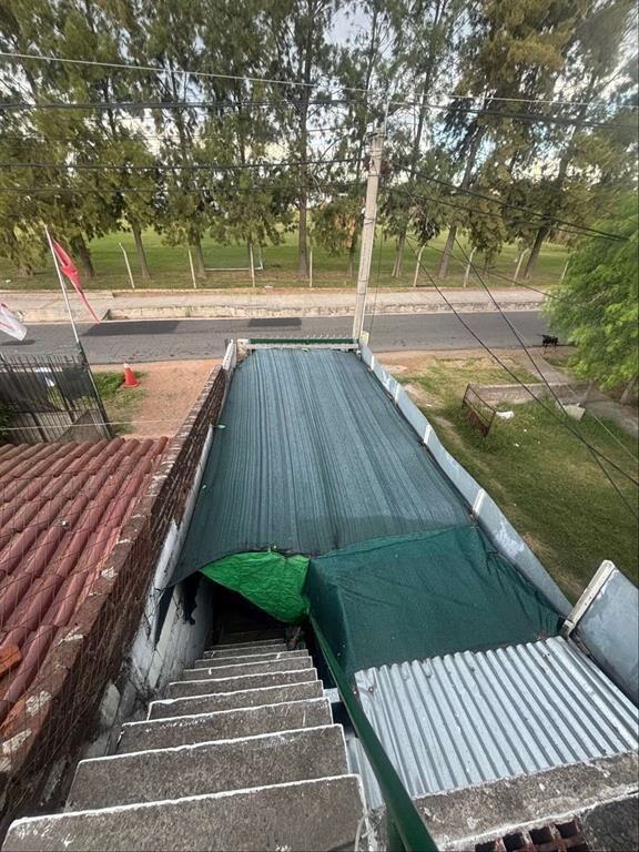 Casa en Venta. Unidad de PH. al frente.