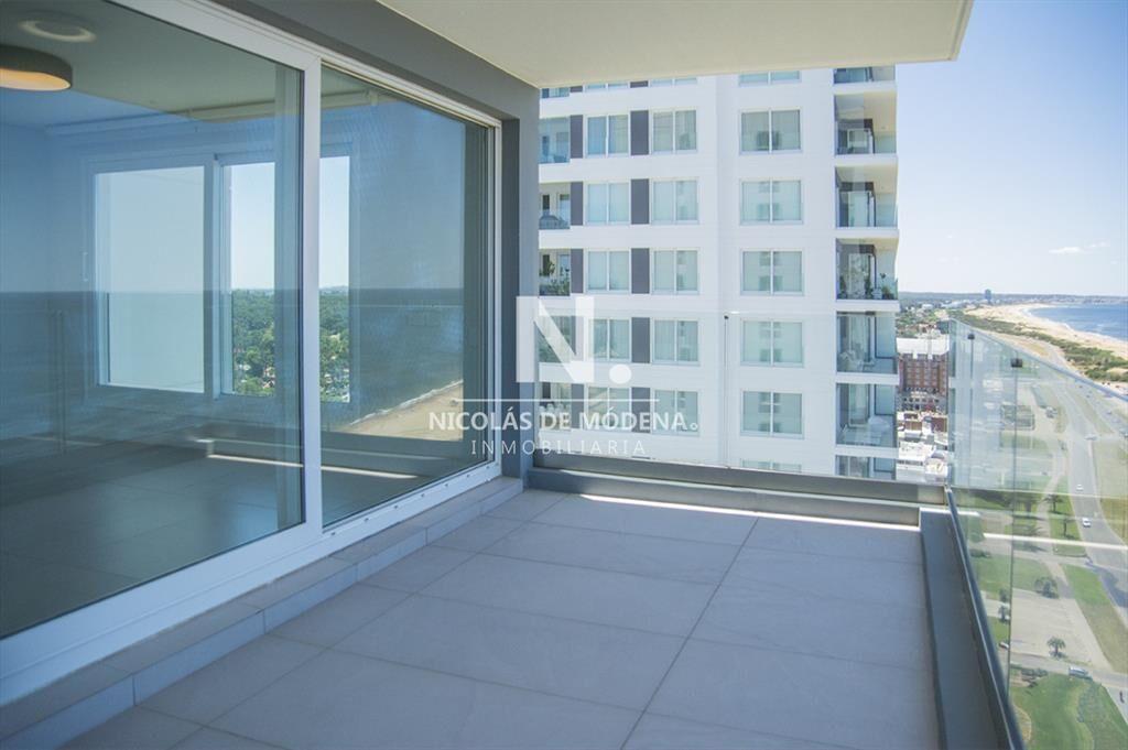 Le Parc III Punta Del Este,departamento de 4 en