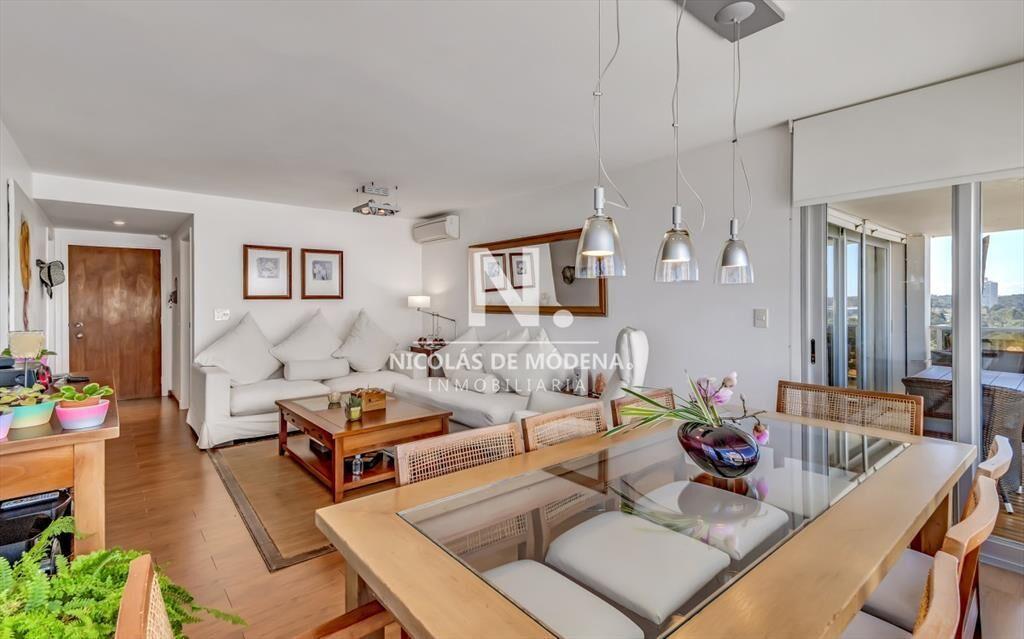 Venta Apartamento, 2 Dormitorios, 2 Baños, y de