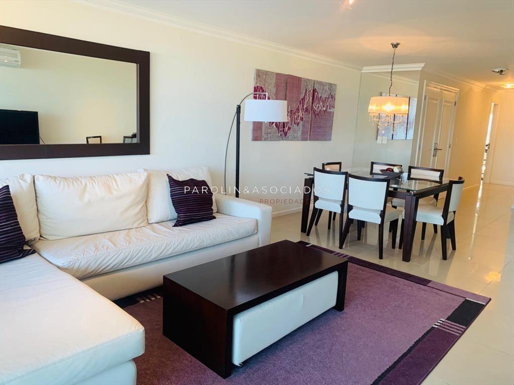Apartamento en venta de 3 dormitorios en Torre
