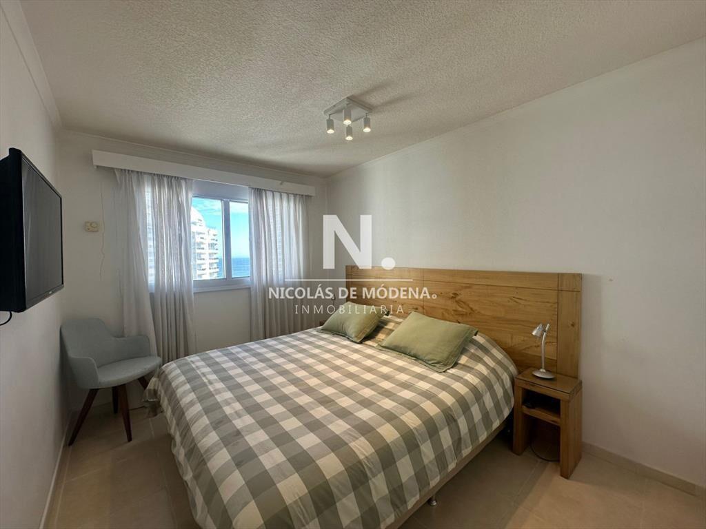 Divino apartamento de 3 dormitorios, alquiler!!
