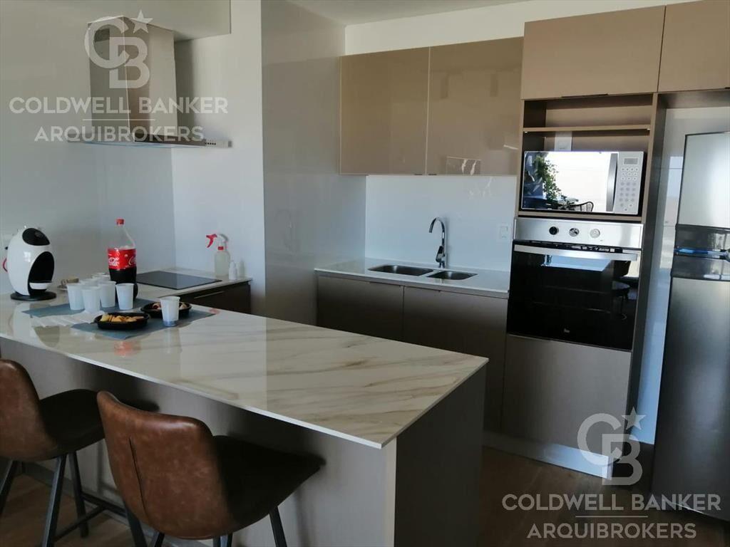 Apartamento de 2 dormitorios en venta en Malvín - V801