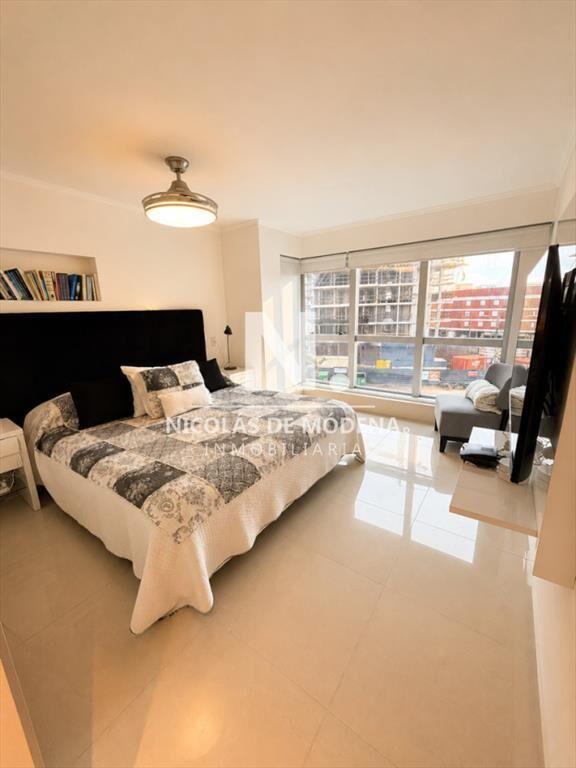 En venta apartamento de 3 dormitorios en suite en