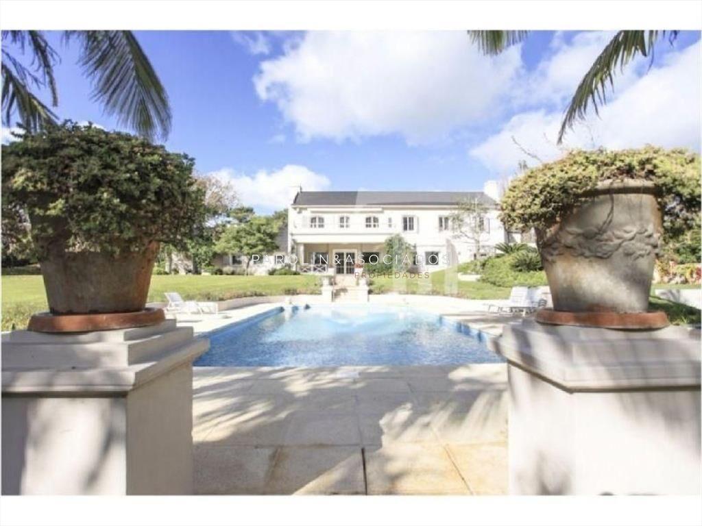 Casa en venta de 4 dormitorios en Golf, Punta del