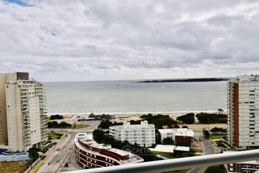 Apartamento en alquiler temporario Playa Mansa 2 dormitorio