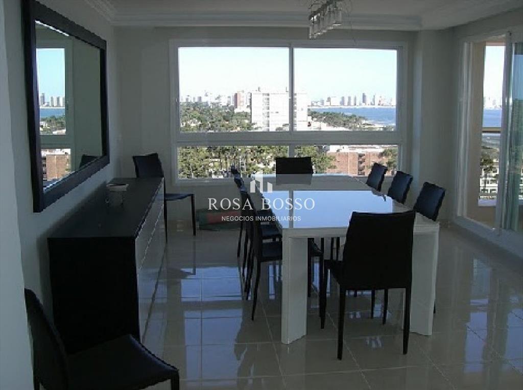 Apartamento 3 dormitorios 3 baños Punta del Este
