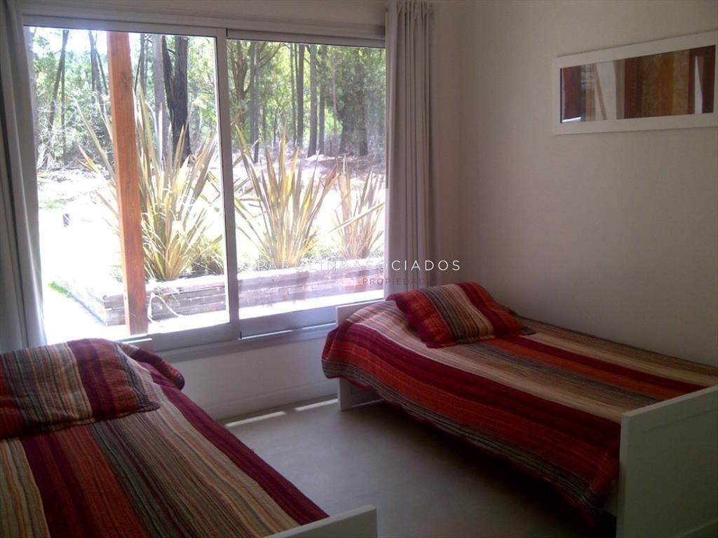 Casa en venta de 4 dormitorios en Solanas, Punta