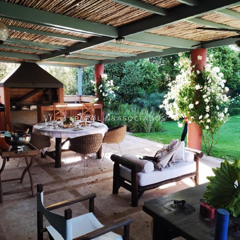 Casa en venta por playa Brava