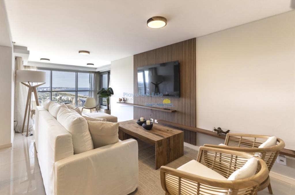Moderno Penthouse con Vista al Mar, en Playa 3 y